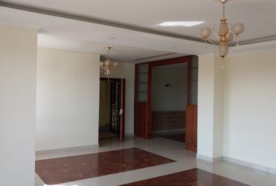 3 Bed Apartment with En Suite at Kilimani Estate Nairobi