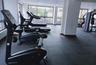 Studio Apartment with En Suite at Kilimani - 4