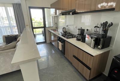 Serviced 2 Bed Apartment with En Suite in Riverside - 3