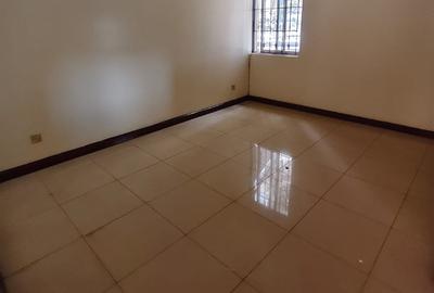 3 Bed Apartment with Staff Quarters in Kileleshwa - 4