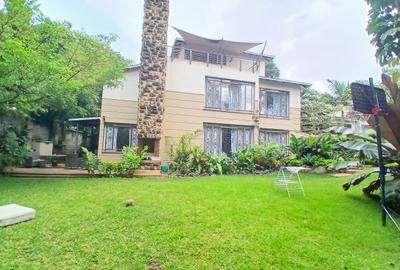 4 Bed Townhouse with En Suite at Lavington Green