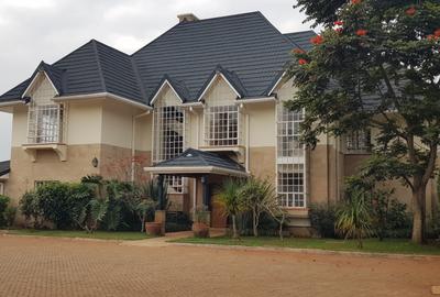 6 Bed House with En Suite at Kinanda Road