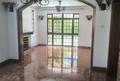 4 Bed House with En Suite in Loresho - 4