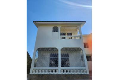 4 Bed Townhouse with En Suite in Nyali Area - 3