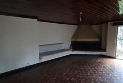 4 Bed House with En Suite at Lavington Green - 3