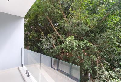 2 Bed Apartment with En Suite at Brookside - 4