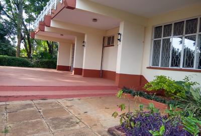 2,024 m² Commercial Property with Service Charge Included at Ruaka Road. - 2