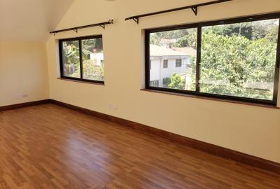 5 Bed Townhouse with En Suite at Grevillea Groove - 4