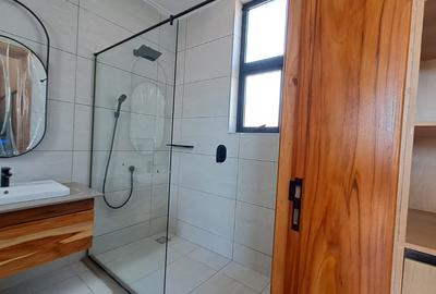 4 Bed House with En Suite in Loresho - 3