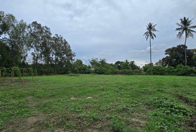 2 ac Land at Animo - 3