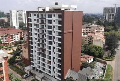 Serviced Studio Apartment with En Suite at Othaya Road