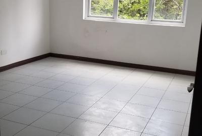 Serviced 2 Bed Apartment with En Suite in Westlands Area - 4