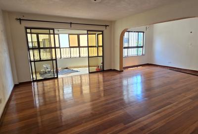 3 Bed Apartment with En Suite at Lavington Green Garden - 4