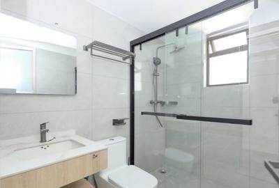 2 Bed Apartment with En Suite at Riverside Drive