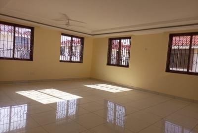 4 Bed Villa with En Suite at Nyali Mombasa - 2
