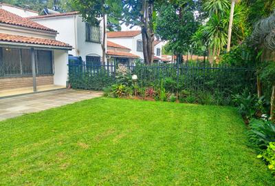 4 Bed Townhouse with En Suite in Muthaiga