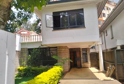 4 Bed Townhouse with En Suite in Lavington