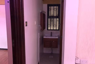 Studio Apartment with En Suite at Milimani