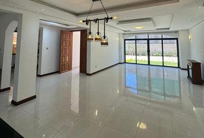 5 Bed House with En Suite in Lavington