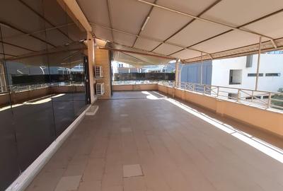 Office with Backup Generator in Westlands Area