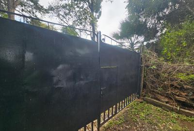 4 Bed House with Alarm in Lavington