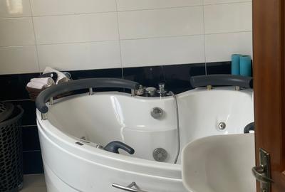 4 Bed Townhouse with En Suite at Fana Road - 2