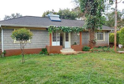 2 Bed House with En Suite at Karen