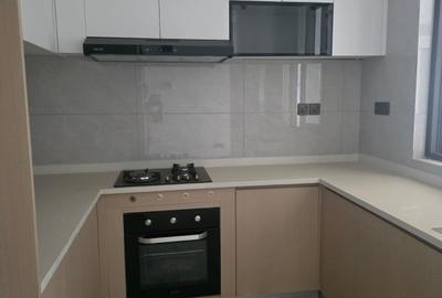 2 Bed Apartment with En Suite in Riverside - 3