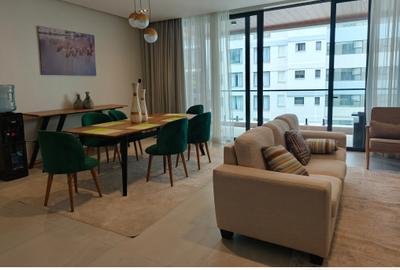 Furnished 3 Bed Apartment with En Suite in Spring Valley