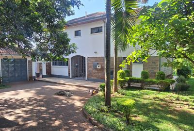 4 Bed House with Staff Quarters in Kitisuru