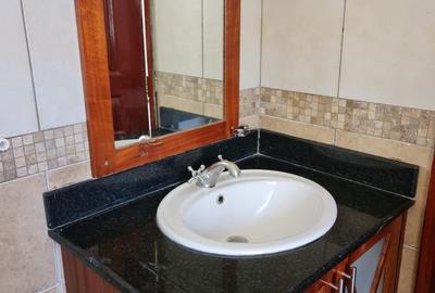 2 Bed Apartment with En Suite at Kilimani