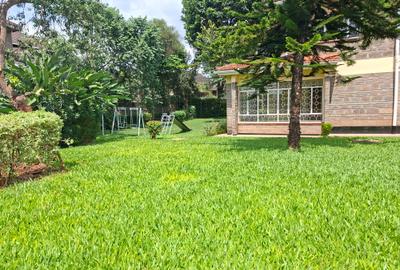 4 Bed House with En Suite at Off Duom Palm Street