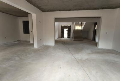 5 Bed House with En Suite at Bogani - 3