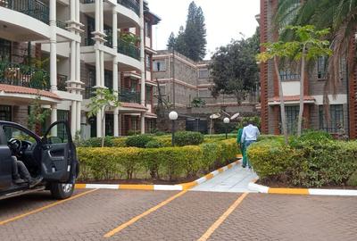 3 Bed Apartment with En Suite at Rhapta Road