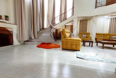 6 Bed Townhouse with En Suite in Kitisuru