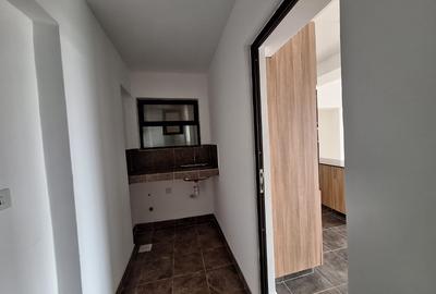2 Bed Apartment with En Suite in Kilimani - 4