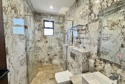 2 Bed Apartment with En Suite at Brookside Drive - 4