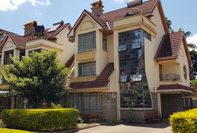 5 Bed Townhouse with En Suite at Kaputei Garden Road