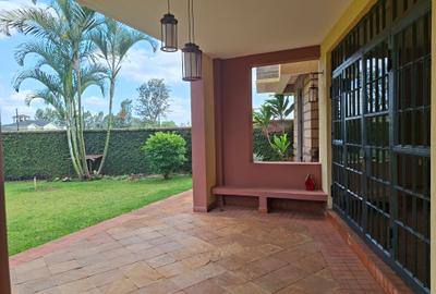 4 Bed Townhouse with En Suite at Close To Braeburn School - 2