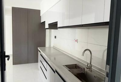 2 Bed Apartment with En Suite in Westlands Area - 4