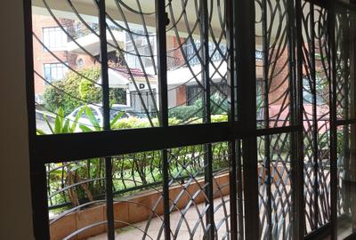 3 Bed Apartment with En Suite in Kileleshwa