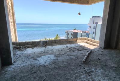 Serviced 2 Bed Apartment with En Suite at Mount Kenya - 2