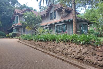 5 Bed House with En Suite in Karen - 2