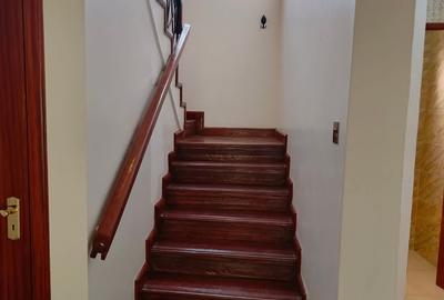 4 Bed House with En Suite at Kitisuru