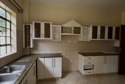 4 Bed Townhouse with En Suite in Lavington - 3