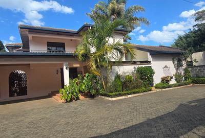 4 Bed Townhouse with En Suite at Lavington Green