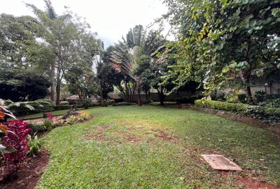 5 Bed House with En Suite at Runda