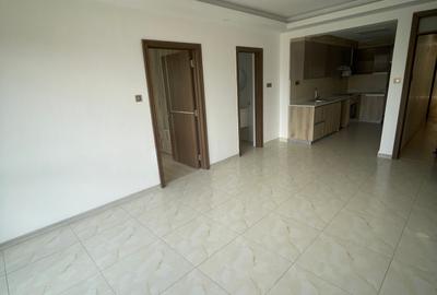 1 Bed Apartment with En Suite in Westlands Area - 3