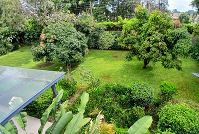 4 Bed House with En Suite in Runda