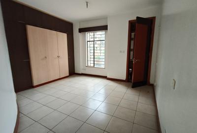 3 Bed Apartment with En Suite at City Square - 4